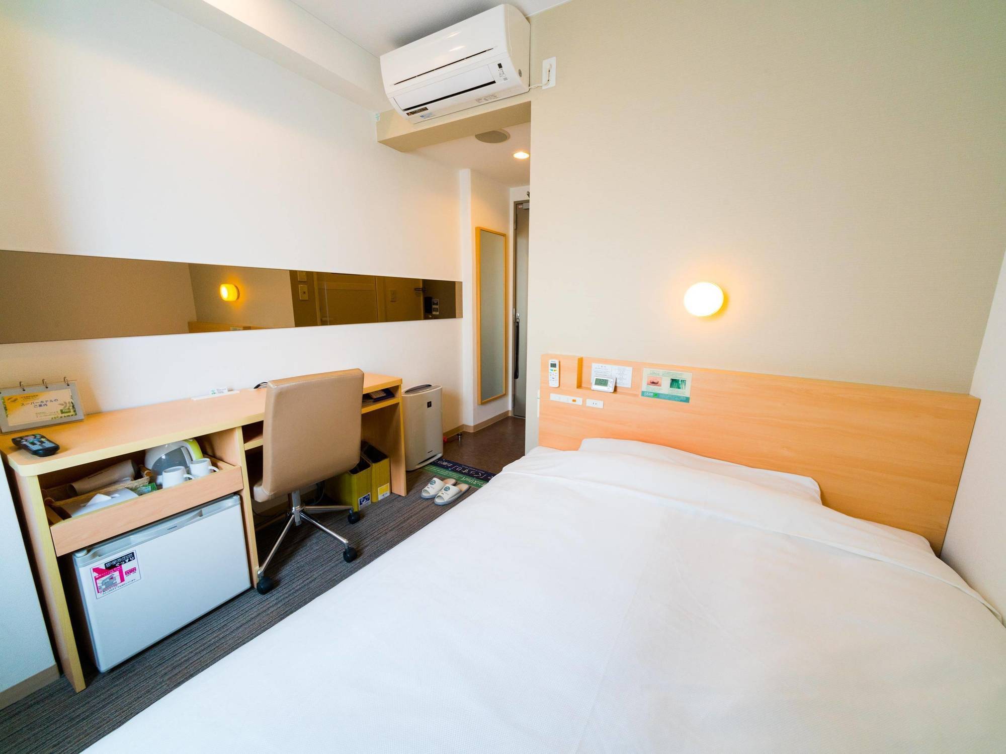 Super Hotel Asakusa Tokio Buitenkant foto